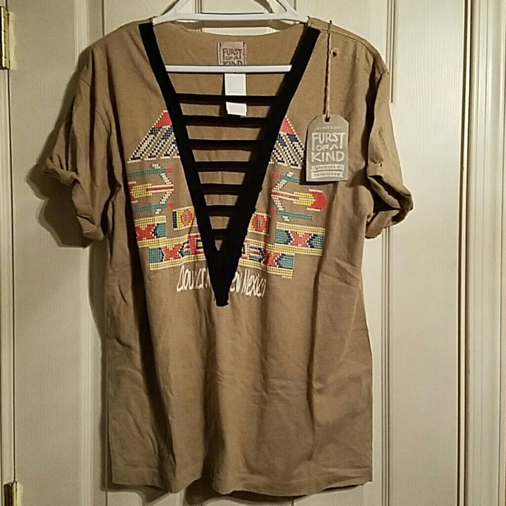 [Furst of A Kind] Ladder Neck Tee